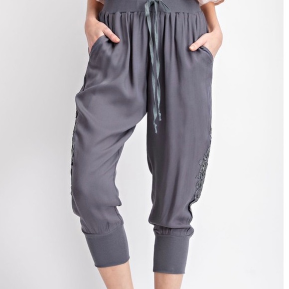 Soft Embroidery Joggers (Grey) - Picture 4 of 5